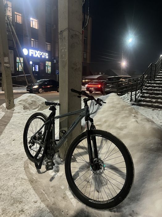 Продам велосипед взрослый 21 рама и 29 колеса