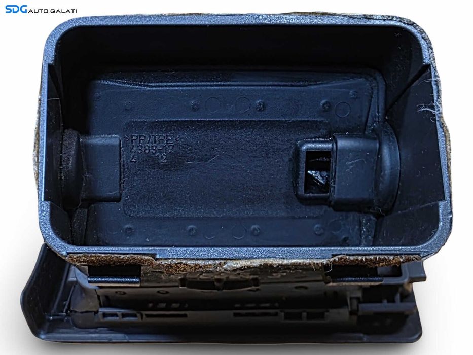 Gura Grila Neagra Aer Aerisire Ventilatie Bord Stanga Audi A4 B7 2005 - 2008 Cod 8E0820901F [D0746]