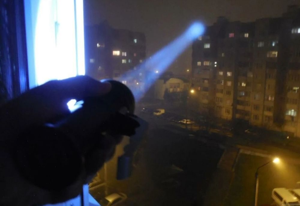 Супермощный фонарь