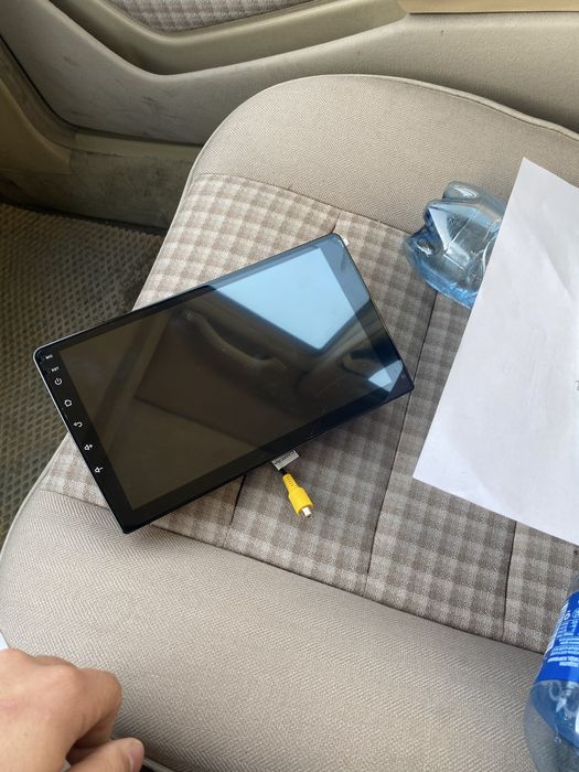 Планшет для авто з