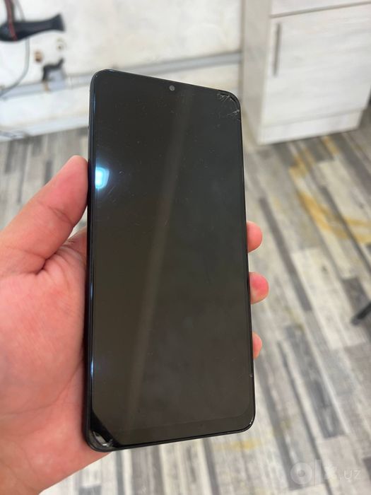 Samsung a02 sotiladi