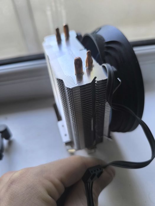 Процессор i5-10400f.