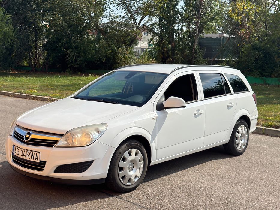 Opel Astra H 1.7 CDTI 110CP 2009 EcoFlex - Navigație mare, Faruri/Ștergatoare automate