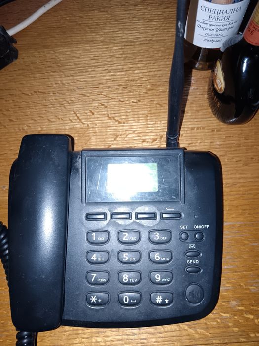 стационарни домашни телефони работещи  сим карти