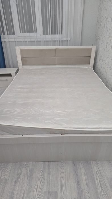 Продам диван двуспальной