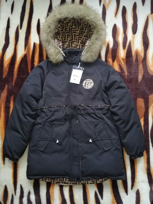 Куртка на девочку