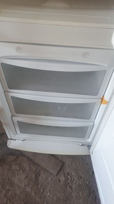 Холдильник LG двухкамерный