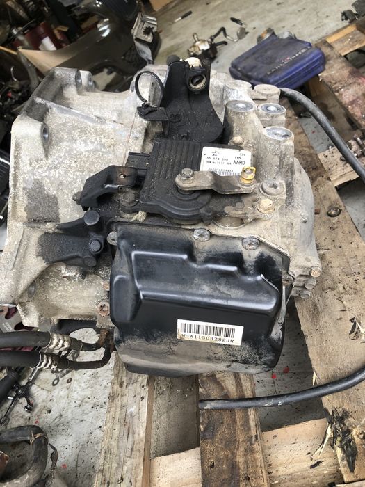 Cutie automata opel astra J 1.7cdi/meriva. Cod: 55565585. Cod: AF40