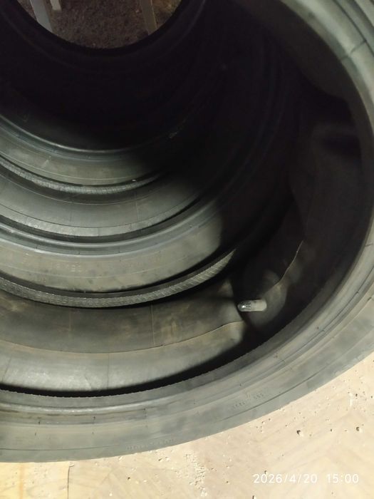 Продам зимнюю резину б/у.