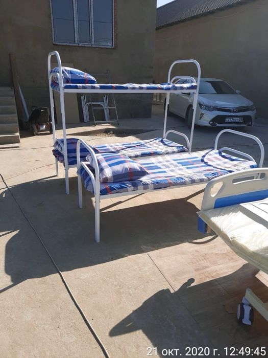 Двухъярусная кровать