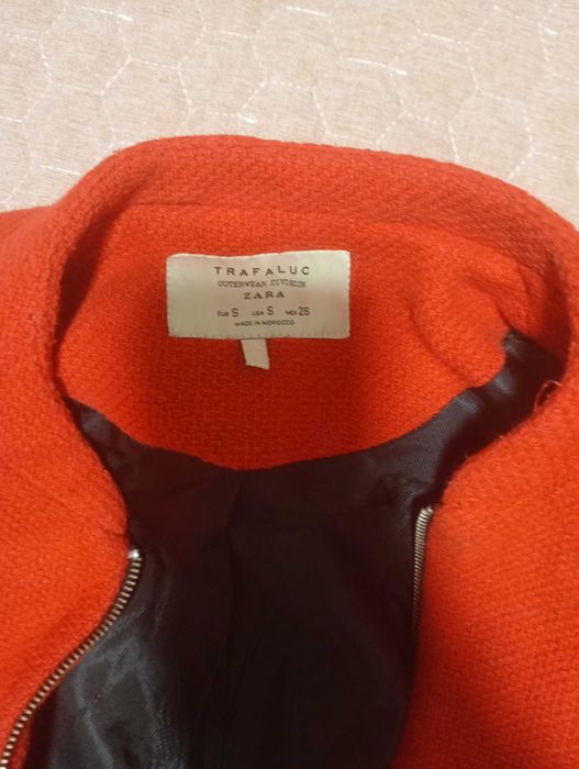 Дамско палто на ZARA