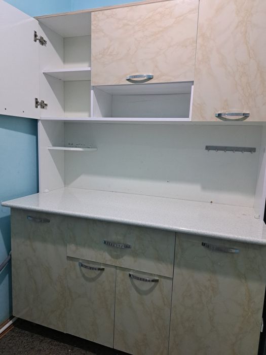 Oshxona garnitur 1.5m Oq Mramor + Tosh stol IDEAL