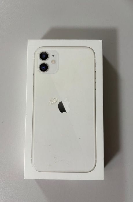 продам iPhone 11