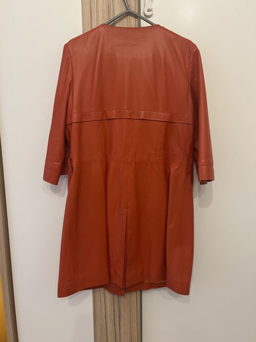 Кожаный плащ