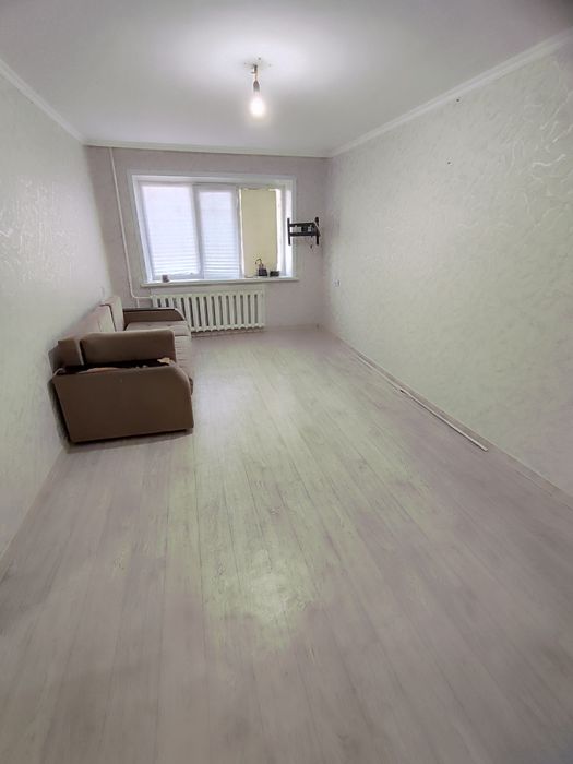 Продается 2-комн (6-34, 1 эт)