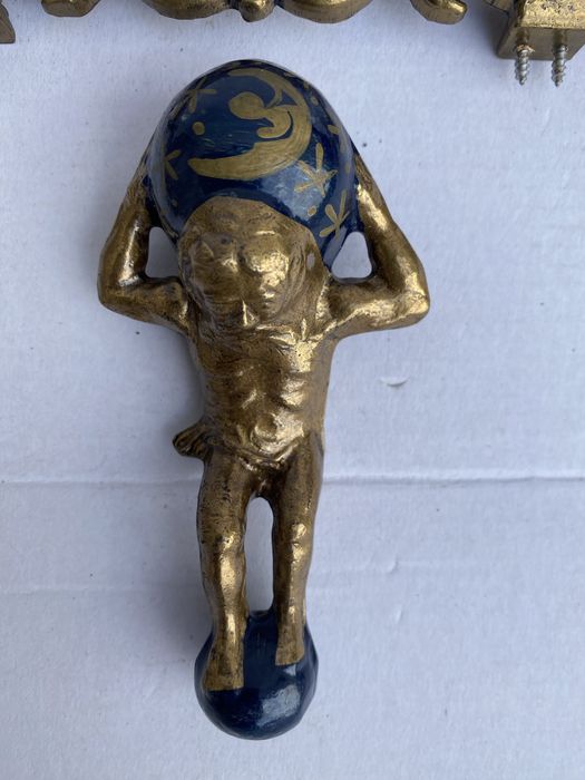 Clopot si diferite obiecte