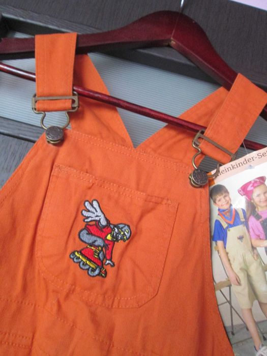 costum salopeta noua copii 116