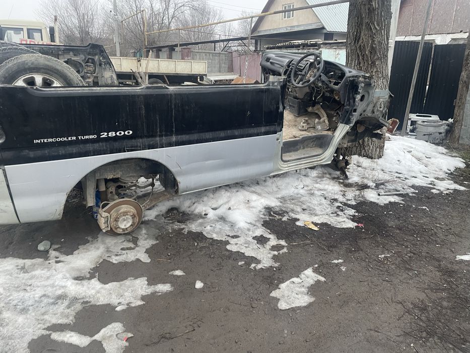 Запчаст Мицубиси Делика