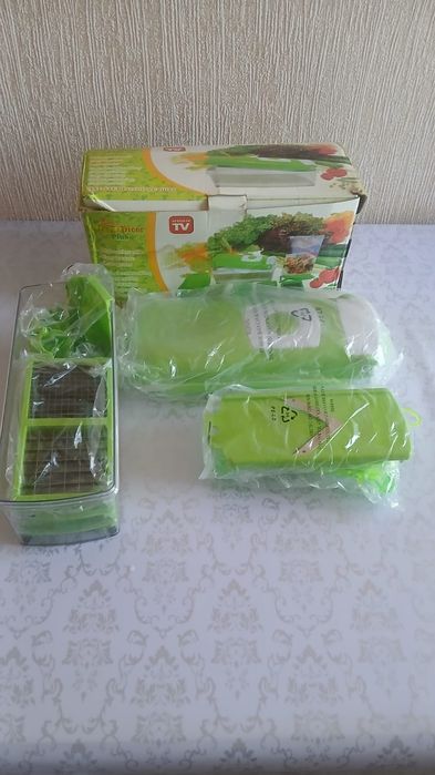 Зелёная овощерезка