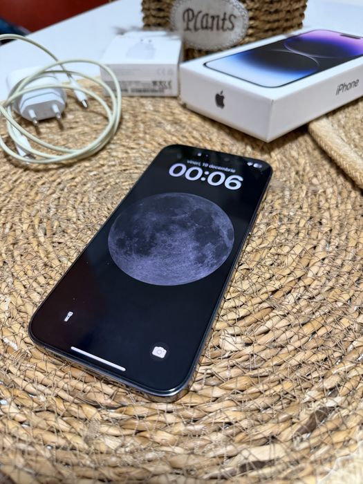 Iphone 14 pro max deep purple