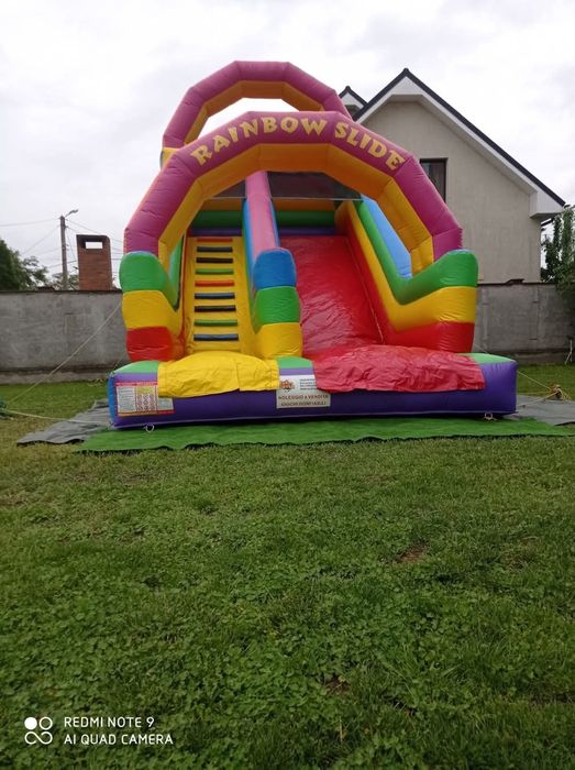 Inchiriez tobogan gonflabil