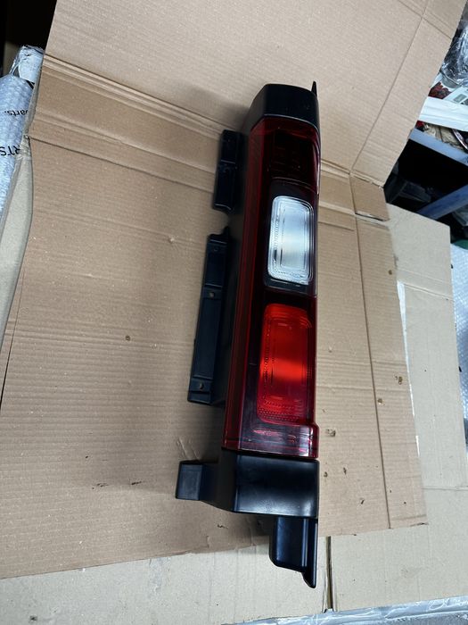 Stop dreaota renault trafic 3.cod:265A14210.R.