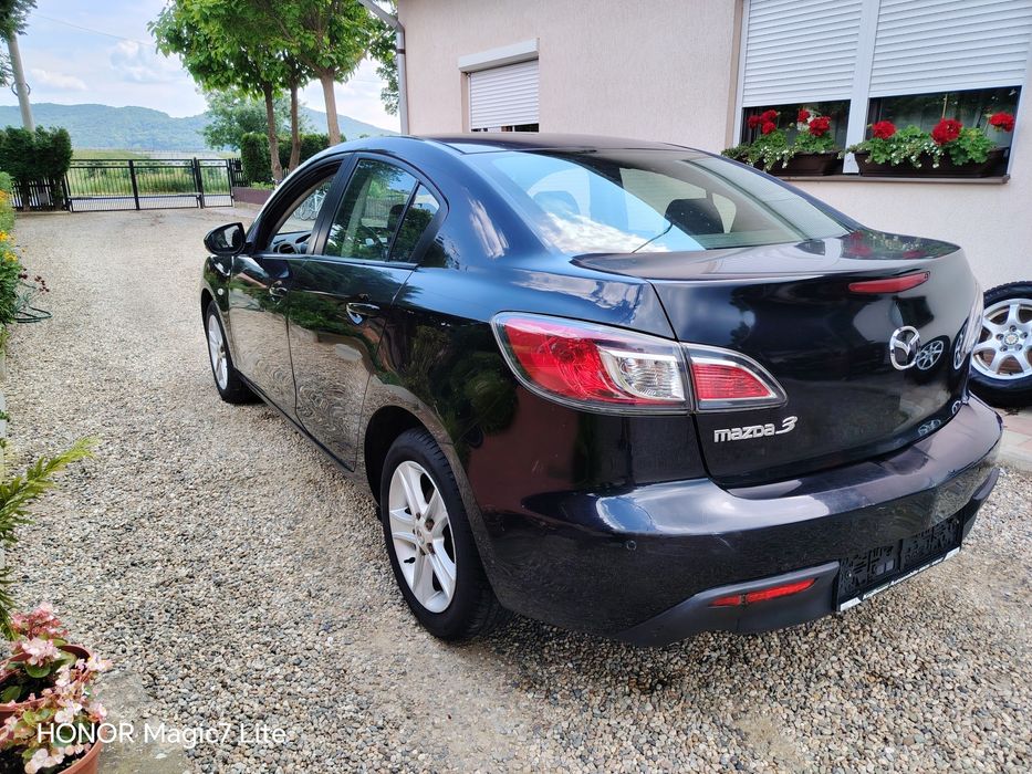 Mazda 3 Limousine 1.6 diesel euro 5 an 2010  dublu Climatronic