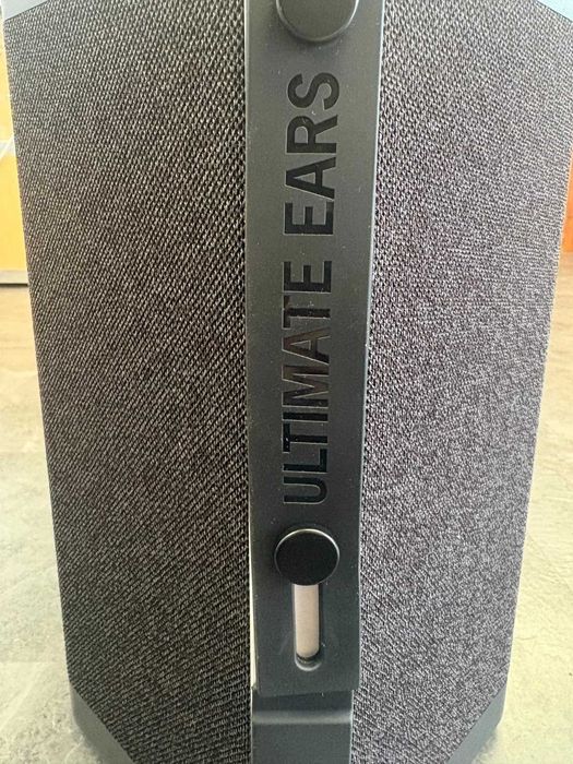 Ultimate Ears HYPERBOOM Bluetooth speaker