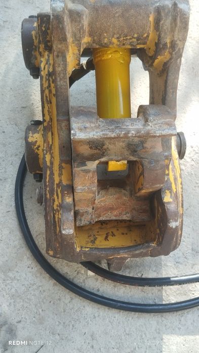 Miniekskovaror adaptori, otboynigi