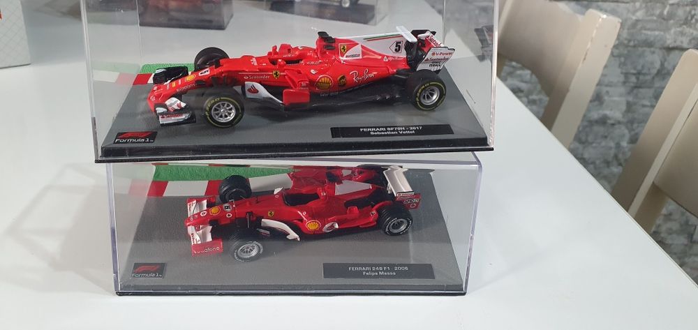 Machete ferari scara 1;43