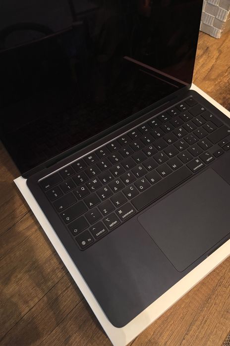 Apple MacBook Air 13" 2025 (M4 chip 10-Core/16GB/256GB SSD/8-Core GPU)