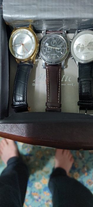 Продам часы Швейцария.
