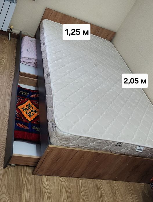 Продам детский кровать с матрасом