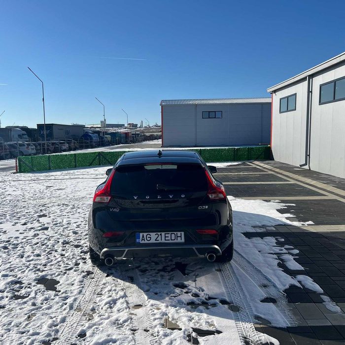Volvo V40 R-DESIGN