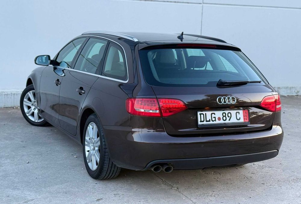 Audi A4,S Line,2.0 TDI 143CP,An 2011,EURO 5MOCCA BROWN