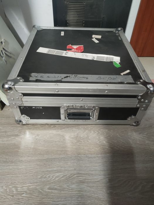 Звуковой пульт YAMAHA MG206c