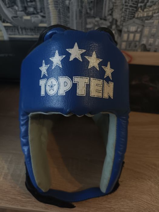 2 шлема TopTen для каратэ