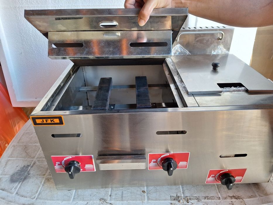 Газов фритюрник + скара гладка 2 в 1 дюнер,котлон