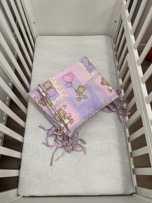Patut din lemn cu saltea de cocos inclusa+cadou un set de protectie