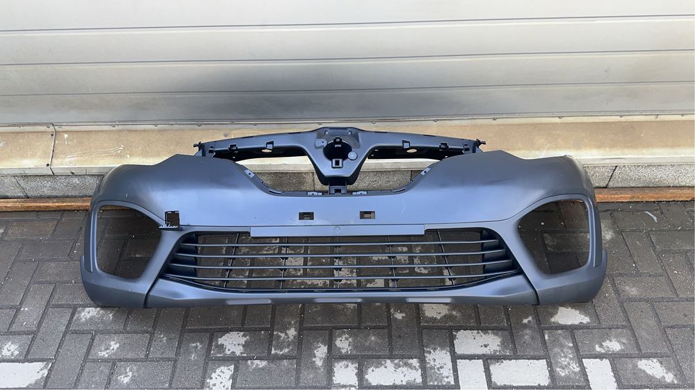 Передний бампер Renault Kaptur