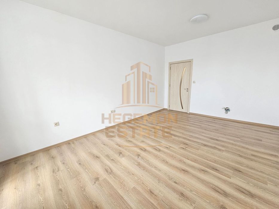 Продава се Тристаен апартамент в Варна, Възраждане 1 - 60 кв.м за 1274 €/кв.м - Снимка #5