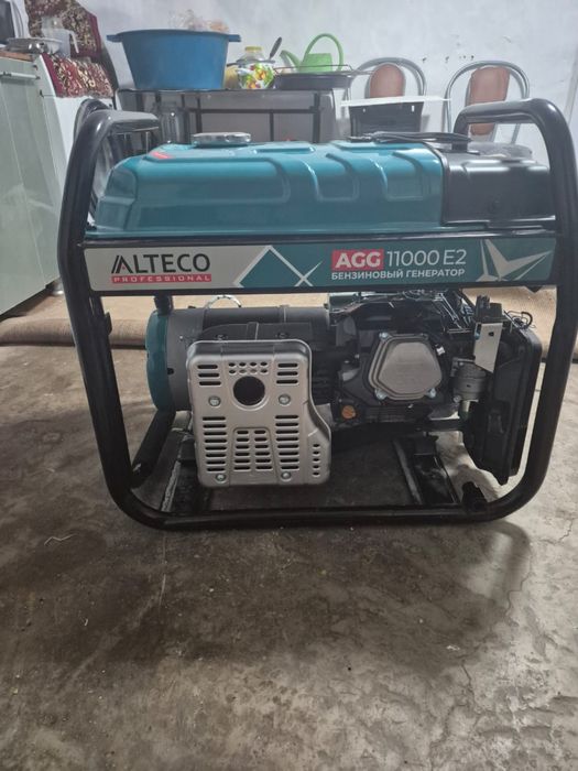 Генератор новый продам