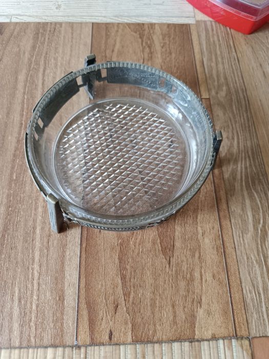 Продаётся пепельница или вазочка для конфет хрустальная