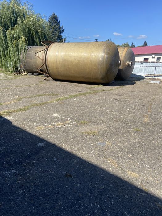 Rezervoare/bazine apa,vin,capacitate 10 tone,25 t,40t