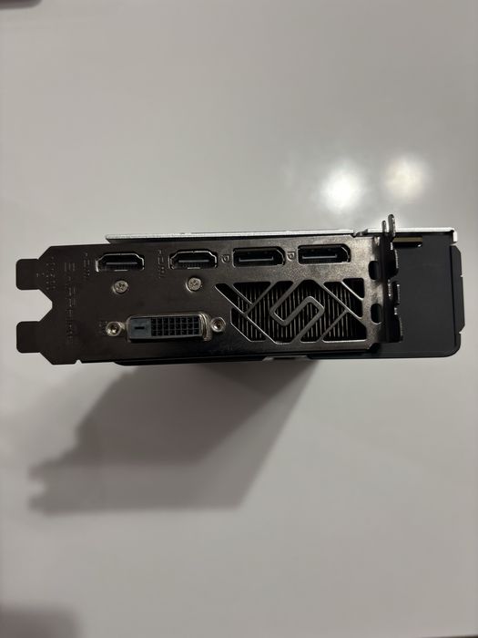 Saphire nitro rx570 4GB