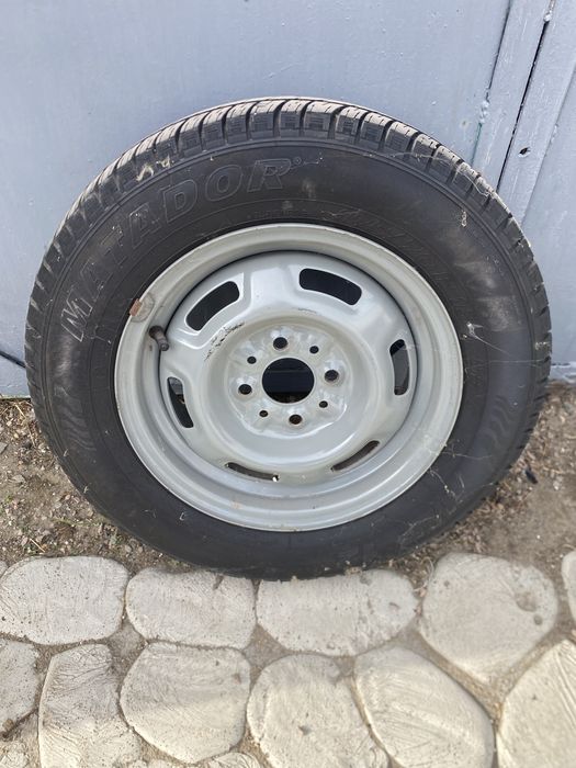 Продам диск с резиной