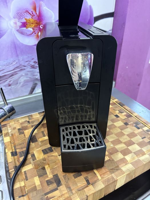 Кафемашина Cremesso Compact One ||