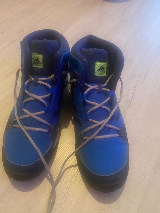 Зимни обувки Adidas