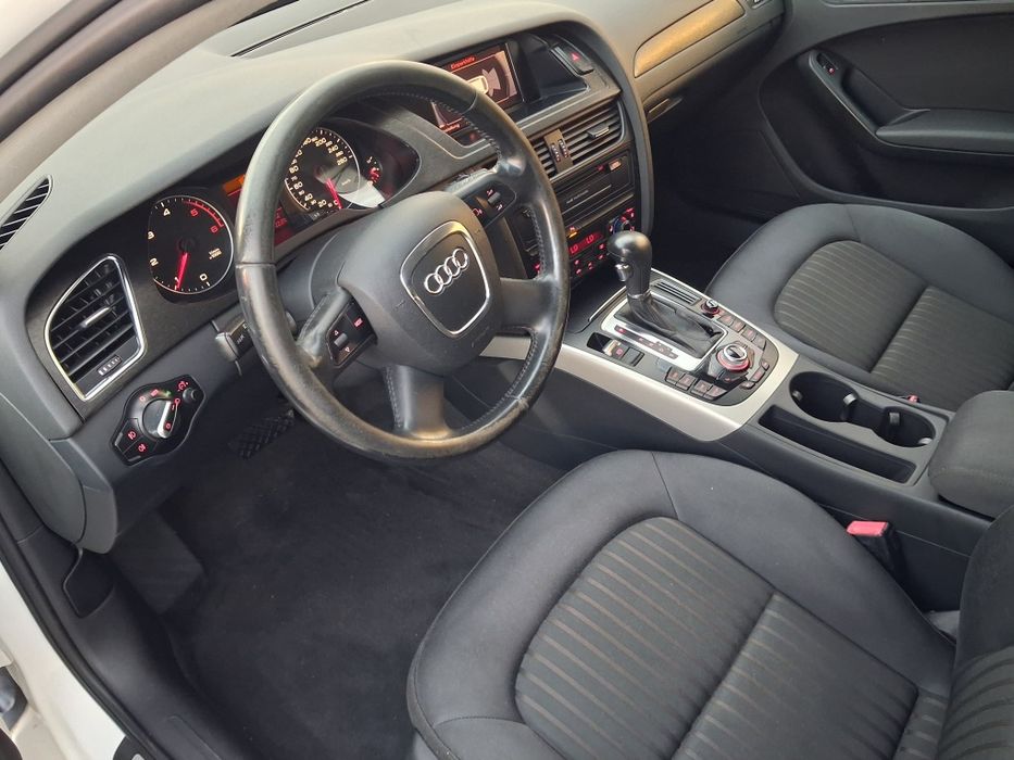 AUDI A4 Avant 2010 — imagine 2