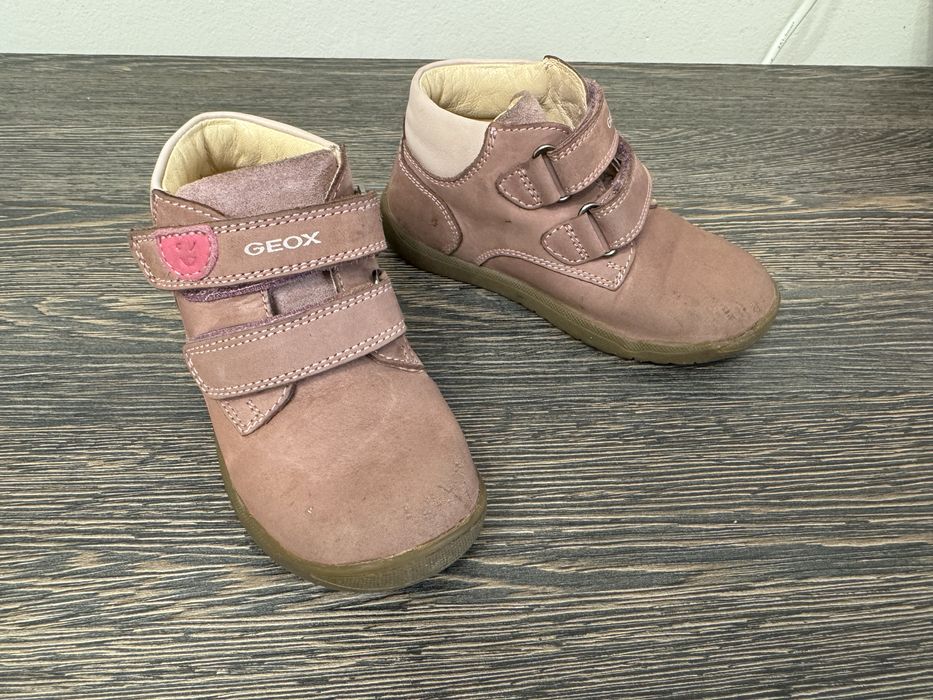 Продам ботинки Geox